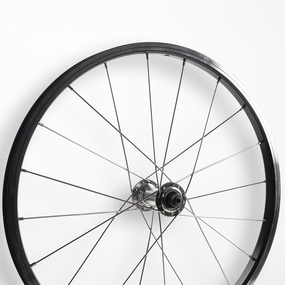 Roue Avant Vélo 28 Pouces (622) – Jante Simple Paroi Noir, Rayons Acier Inoxydable, Moyeu Aluminium | Pour Vélos De Ville/trekking